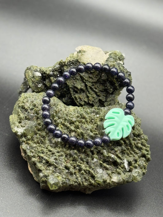 Monstera Leaf Charm Bracelet