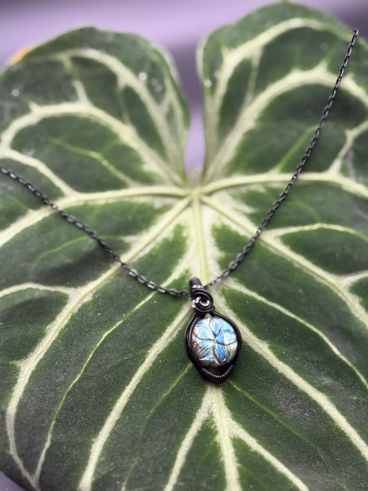 Labradorite Floral Carving Pendant